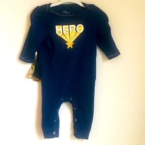 Cat & Jack 0-3 superhero jumper perfect for Halloween